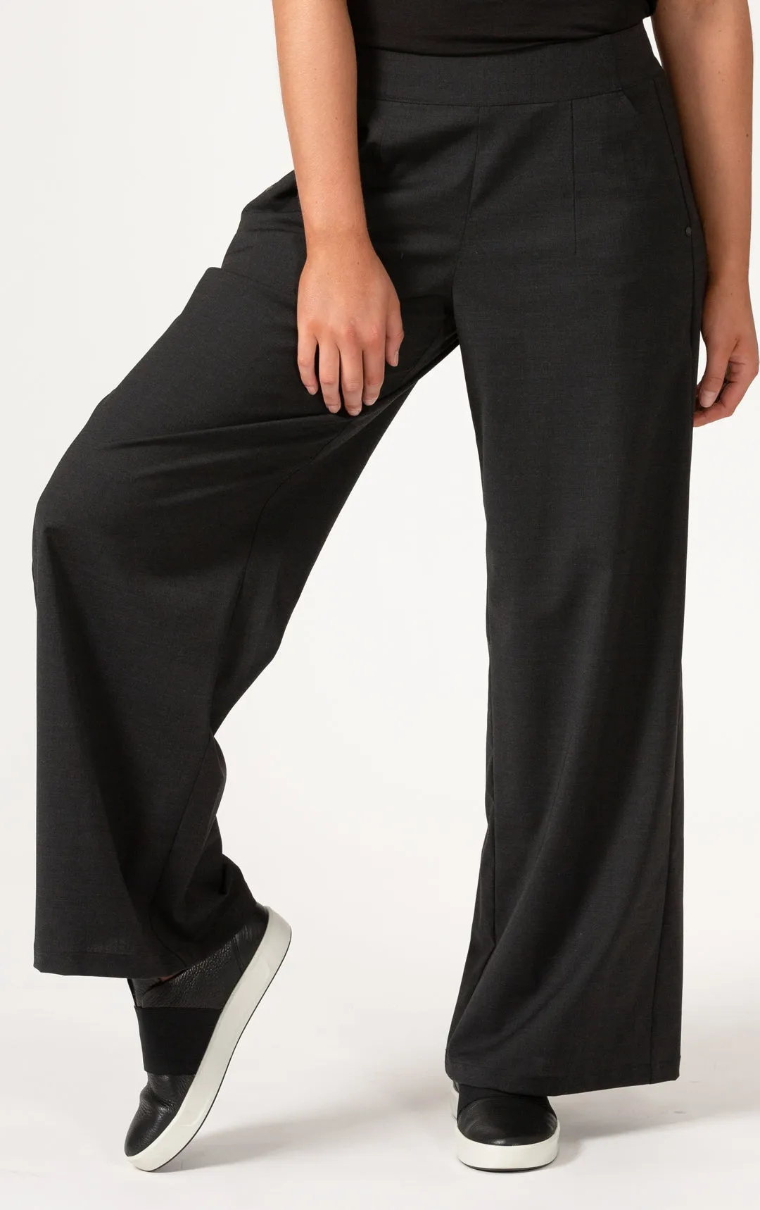 LIGHTWEIGHT WOOL BLEND WIDE LEG PANT